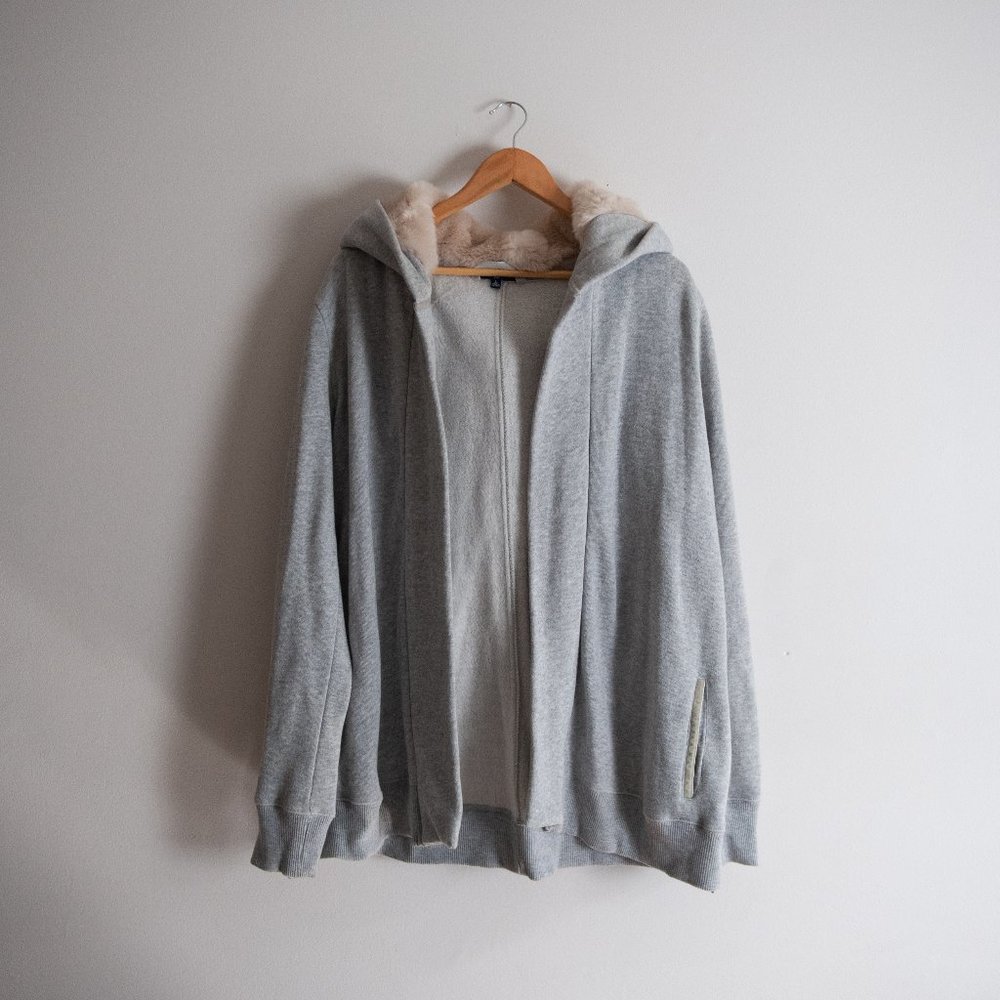 GAP | GREY CARDIGAN WITH FAUX FUR LINED HOOD